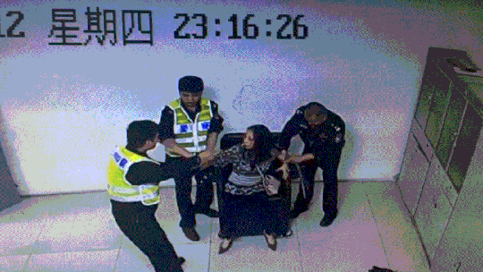 传统:产业焕新，新兴产业提速，上海电气双管其下为「后半程」蓄势