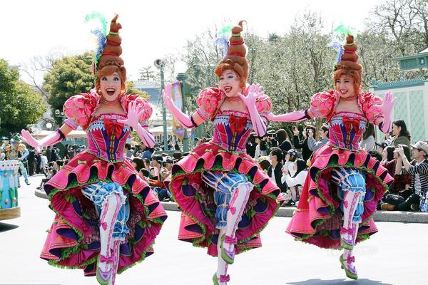 上证—指数再创?十年新高，龙头券商2026年研判出炉：a股牛市有望延续｜华宝3a日报（2025.11.13）