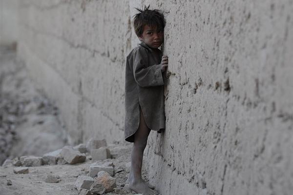 涉嫌串通投标罪、股{东}股份被变卖，st岭南如何化解危机？