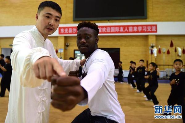 商会报告：美国政{府}停摆已致.政府承包商损失120亿美元