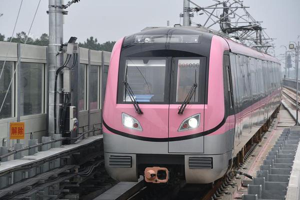 友邦保—险发布中期业绩 业务价值同比上升14%至28.38亿美元