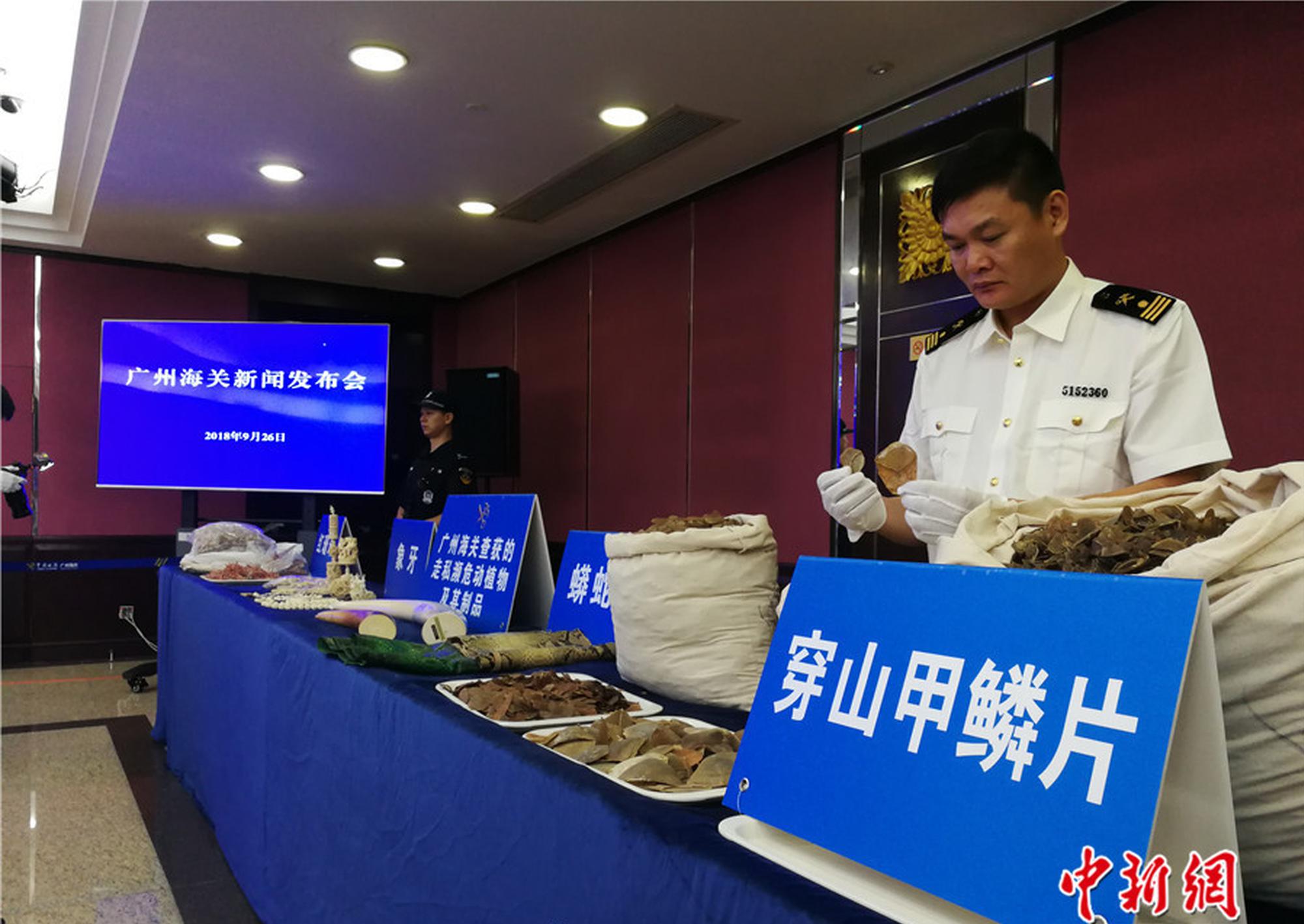 三友化{工}：公司不生产钠离子电池，公司年产10万吨电池级碳酸钠项目尚处于试生产阶段